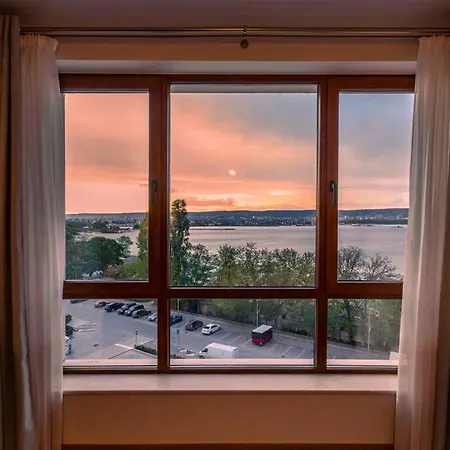 Marina Apartment-2bdr At South Bay Complex Varna