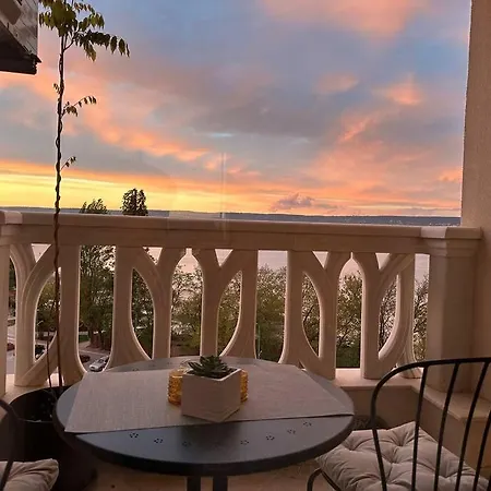 Marina Apartment-2bdr At South Bay Complex Apartamento