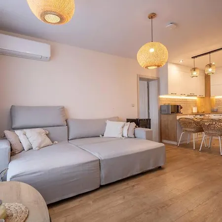 Marina Apartment-2bdr At South Bay Complex Apartamento Varna