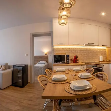 Marina Apartment-2bdr At South Bay Complex Apartment Varna