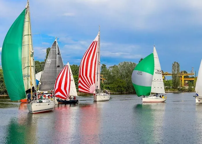 Marina Apartment-2bdr At South Bay Complex * Varna